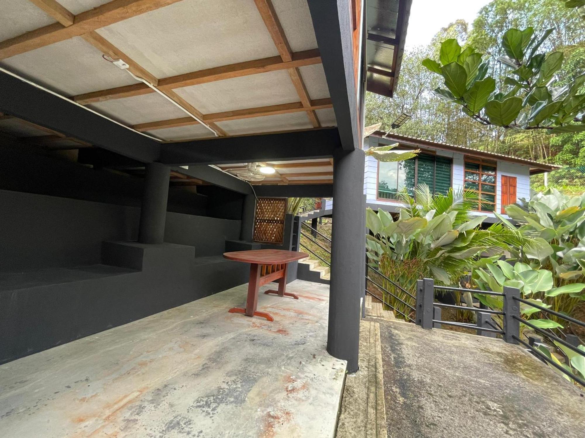 Dr Dusun Hotel Hulu Langat Eksteriør billede